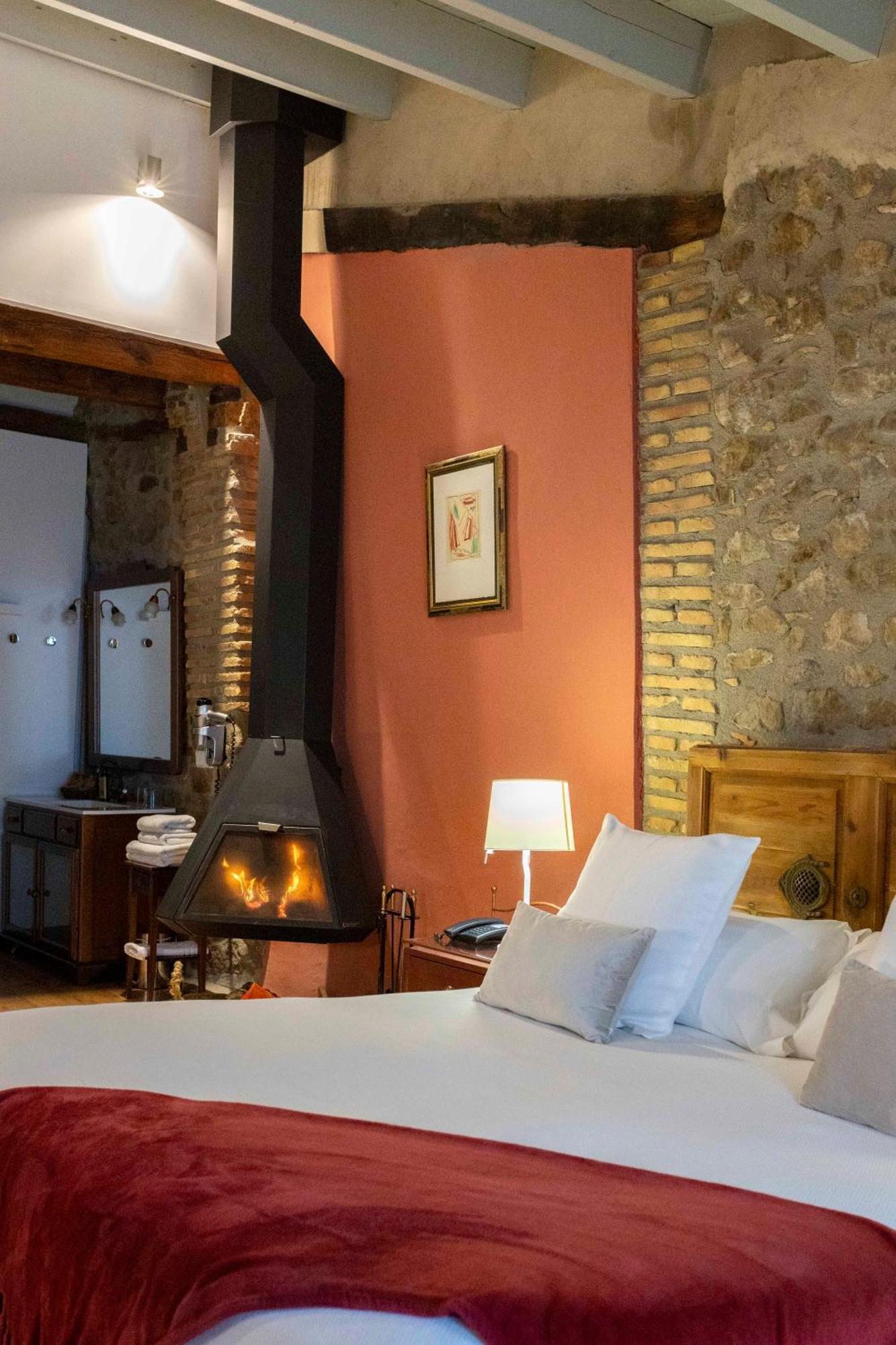 Hotel La Freixera Solsona Exterior foto